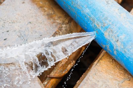 Get The Quick Solution For Your Leaking Pipes